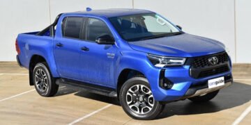 Toyota lança Hilux 2025 híbrida com tecnologia inovadora
