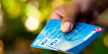 Cartão de crédito sem anuidade! Bradesco oferece oportunidade única até março de 2025