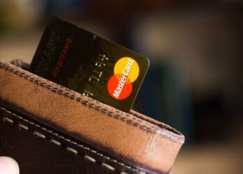 Atenção clientes Mastercard; saiba como acumular pontos e garantir descontos imperdíveis