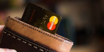 Atenção clientes Mastercard; saiba como acumular pontos e garantir descontos imperdíveis