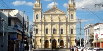 Conheça o City Tour que leva visitantes a conhecer essa cidade em uma experiência única