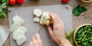 Conheça as ervas que ajudam o corpo a se adaptar ao estresse e promovem a calma