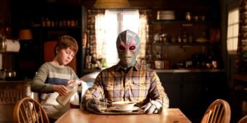 3ª temporada de Residente Alien chegou, mas fãs enfrentam desafio para maratonar