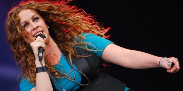 O que você nunca soube sobre a verdadeira Alanis Morissette