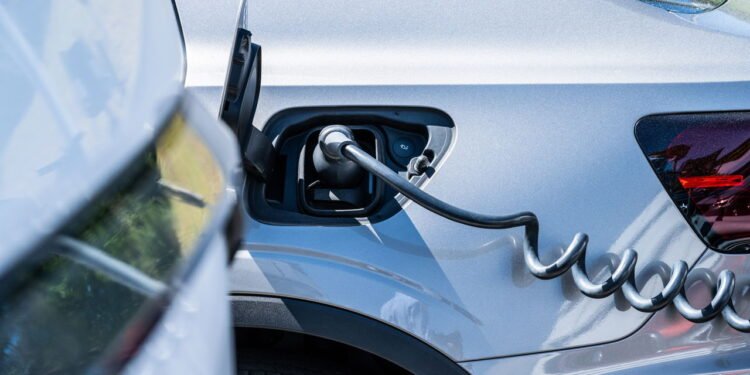 Carros elétricos estão sendo devolvido e se acumulando