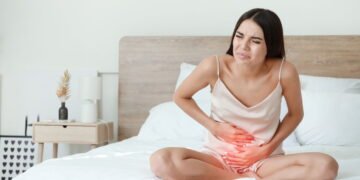 Sente dor ao urinar ou durante a relação sexual? Isso pode ser endometriose