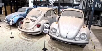 Loja da Volkswagen reabre após 20 anos e surpreende com Fuscas 0 km à venda!