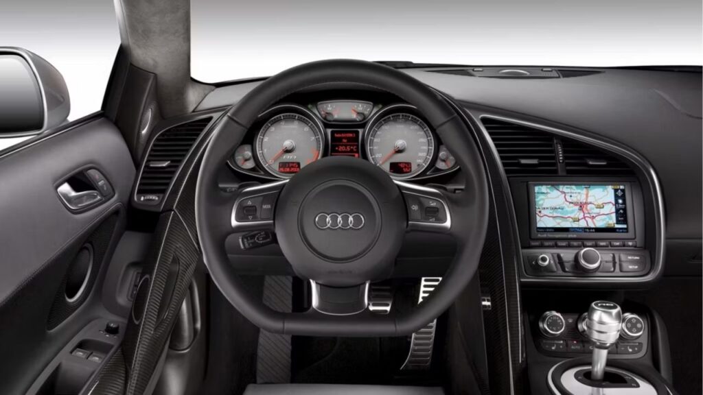 Surpresa no mundo dos supercarros! Audi R8 2027 chega com novidades chocantes!