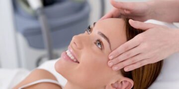 Como combater os sinais de envelhecimento com cuidados eficazes para a pele