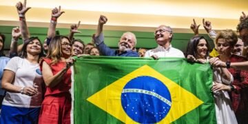 Governo reduz taxa de "Desemprego" ao menor nível em 13 anos e surpreende especialistas