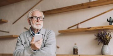 Idosos acima de 65 anos recebem comunicado importante hoje