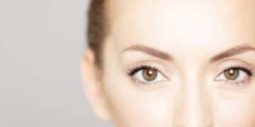 Para sempre jovem! Como prevenir olheiras e sinais de envelhecimento na área dos olhos