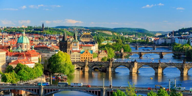 Essa cidade da Europa surpreende quem busca viagem econômica