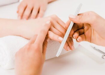 Unhas naturais são a nova tendência para um visual sofisticado