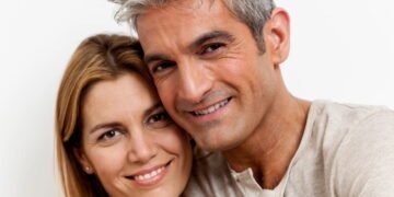 Floresça após os 40! Essas atitudes vão elevar sua autoestima como nunca