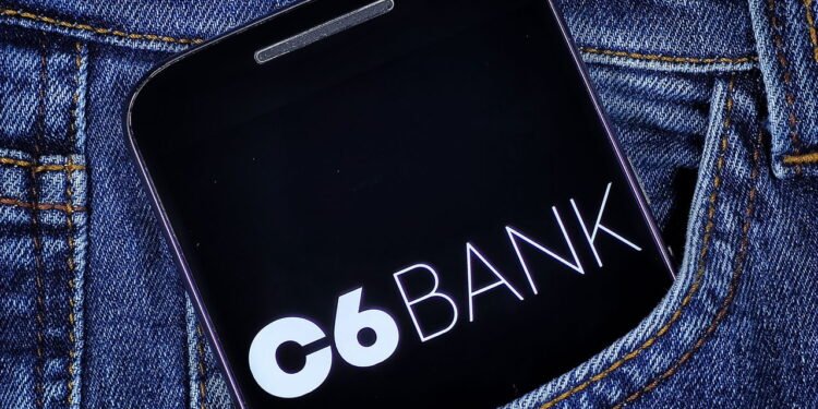 C6 Bank altera regras de cashback para cartões de débito, saiba o que muda