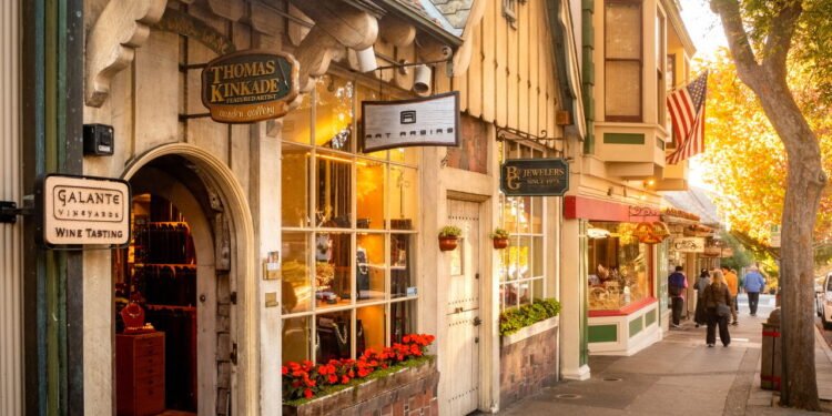 O que faz esse destino costeiro ser um lugar tão calmo e relaxante?