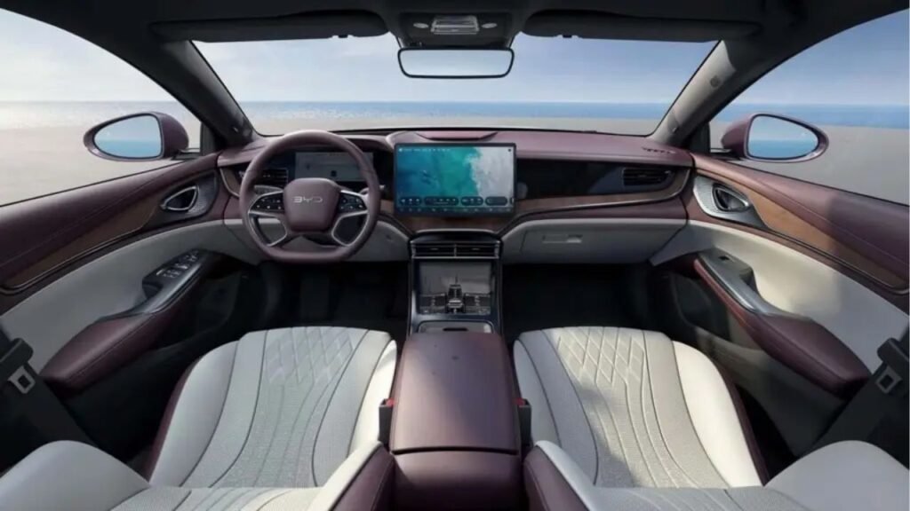 Conhe&ccedil;a o novo BYD Seal 2025! 372km de autonomia e 0 - 100 km/h em 3.8 segundos