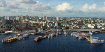 Essa capital é a porta de entrada para a maior floresta do planeta!
