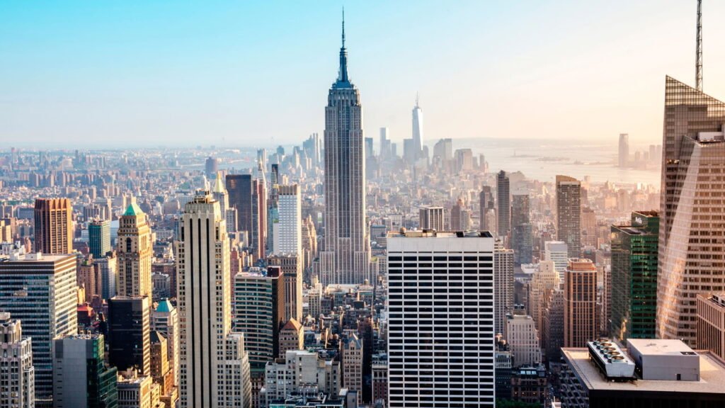 Conheça a "cidade que nunca dorme" que parece ter saído de telas de cinema