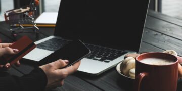 Cuidado com anúncios online, você pode estar perto de cair em golpe!