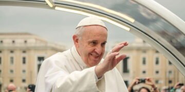 Papa Francisco o pontífice que tocou o coração dos mineiro e sua relação única com Minas Gerais