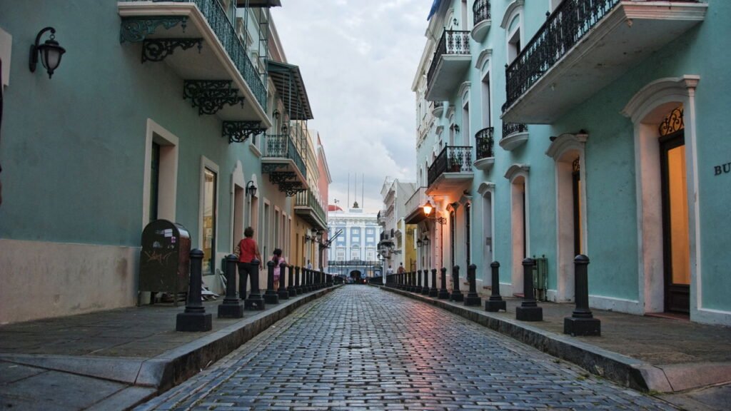 Ilha caribenha com belezas naturais que parecem de outro mundo