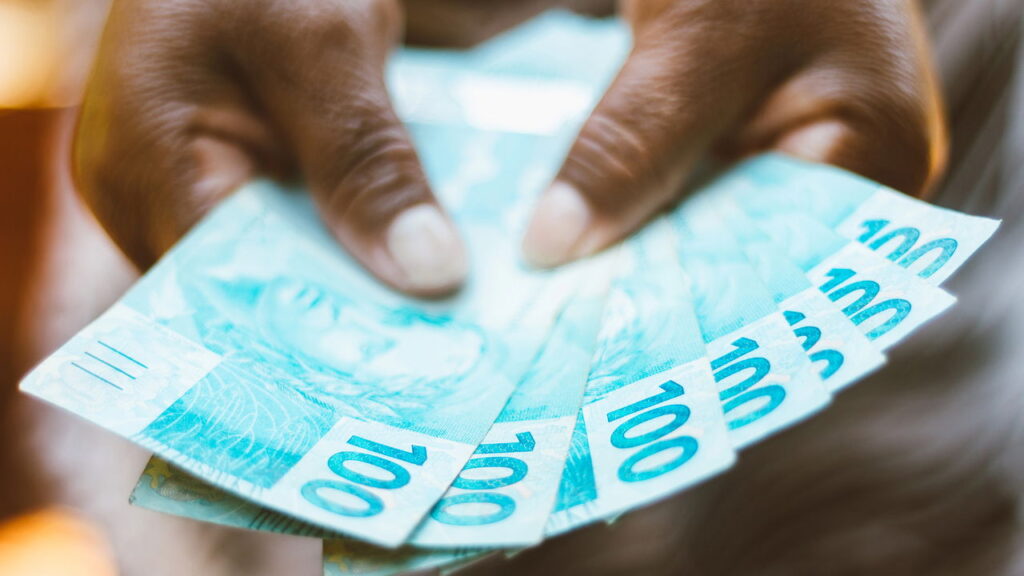 Atenção! Aumento do salário mínimo previsto para R$1.630 em 2026