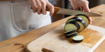 Quer plantar berinjela? Veja o guia ideal para quem está começando