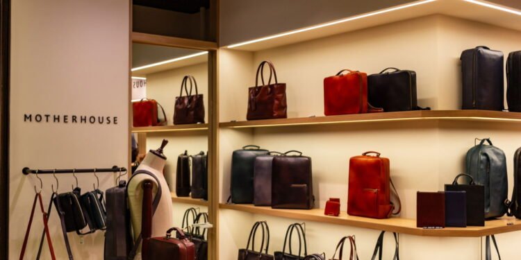 Por que investir em bolsas de luxo pode ser mais vantajoso do que parece