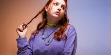 O segredo das ruivas para manter a cor do cabelo vibrante