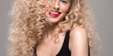 O segredo que todo mundo está descobrindo para cachos perfeitos