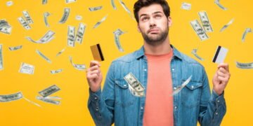 Abono salarial pagamento de abril começa hoje 15/05; será que você tem direito? Confira