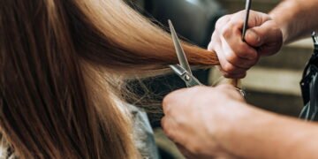 Você vai se apaixonar pelos cortes de cabelo que estão dominando 2025