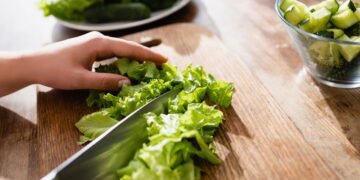Adicione alface na sua dieta diária e veja seu corpo se transformar