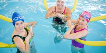 Quer aliviar os sintomas da menopausa de forma natural? Essa prática tem ajudado mulheres