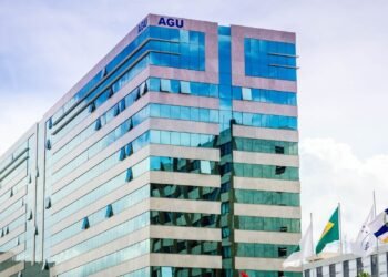 Golpes com imagem do governo levam AGU a acionar a Meta