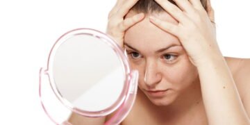 Técnicas de maquiagem para disfarçar cansaço e olheiras