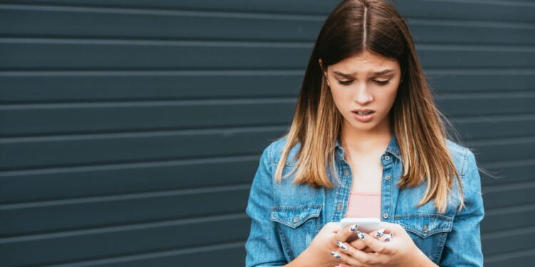 O perigo por trás de uma simples ligação, IA clona vozes e facilita novos golpes financeiros