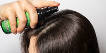 O truque para cabelos mais saudáveis que você precisa conhecer