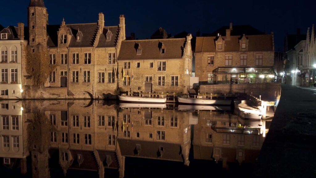 Essa cidade parece ter saído de filmes medievais e impressiona pela qualidade de vida