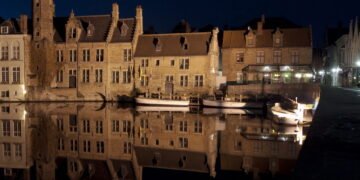 Essa cidade parece ter saído de filmes medievais e impressiona pela qualidade de vida