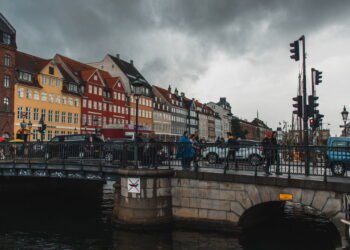 Por que tanta gente está trocando grandes metrópoles por esse lugar quase perfeito?