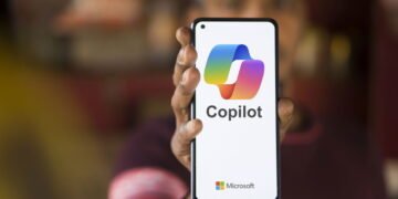 Atualizações do Copilot prometem mudar o uso do Word e Outlook