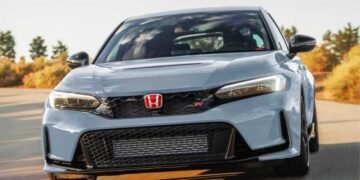 Honda Civic Type R 2025 chega ao Brasil com tudo para desbancar concorrentes no segmento esportivo