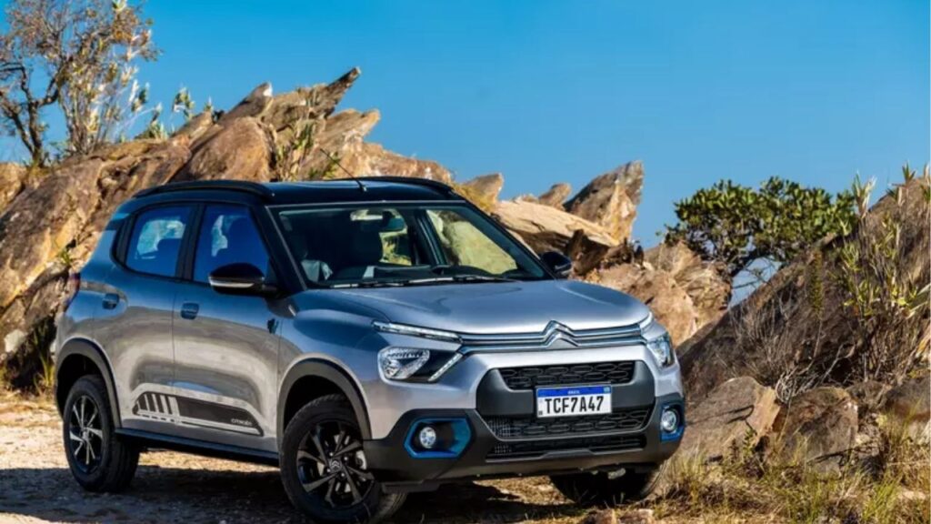 Conheça os 5 carros mais baratos do Brasil em 2025