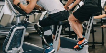 Bicicleta ergométrica ou esteira? Compare benefícios e faça a escolha certa!