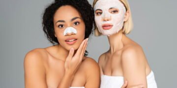 Máscaras faciais caseiras que deixam sua rotina de skincare mais leve