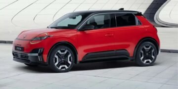 Nissan aposta no elétrico para substituir Micra com modelo moderno e eficiente