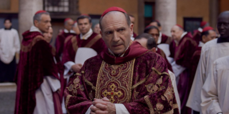 O Vaticano revela as mudanças na igreja católica e um novo Papa